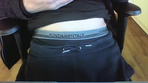 Snapshot of mik116 chatting on January 17, 2025, 1:03 pm mik online show from January 17, 2025, 1:03 pm