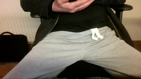 Snapshot of mik116 chatting on October 27, 2025, 11:47 am mik online show from October 27, 2025, 11:47 am