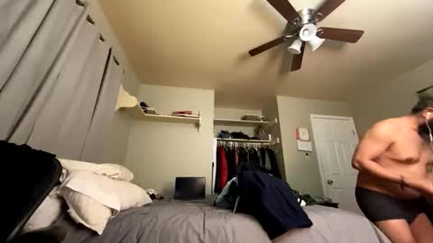 Snapshot of mik138 chatting on March 31, 2026, 7:09 am mik138 online show from March 31, 2026, 7:09 am