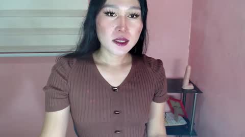 Hi im Avah online show from February 7, 2025, 9:26 am