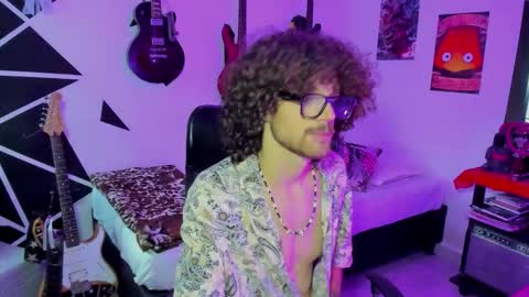 Snapshot of mikaelrizzzo chatting on October 1, 2025, 8:26 pm mikaelrizzzo online show from October 1, 2025, 8:26 pm