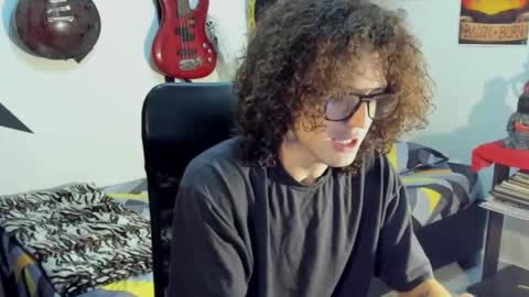 Snapshot of mikaelrizzzo chatting on October 27, 2025, 11:52 pm mikaelrizzzo online show from October 27, 2025, 11:52 pm