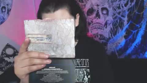 Mika online show from March 25, 2026, 10:05 pm