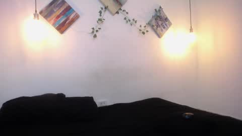 mikaza online show from May 21, 2026, 12:56 pm