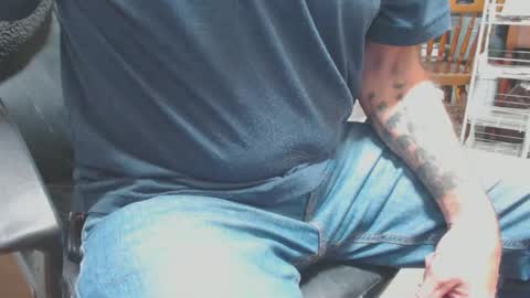 Snapshot of mike694fun chatting on December 12, 2024, 9:26 pm mike694fun online show from December 12, 2024, 9:26 pm