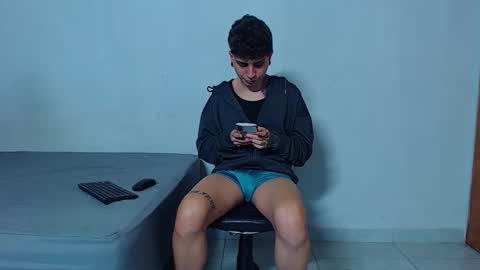 Mike IMDEPENDIENT MODEL online show from January 14, 2026, 2:06 am