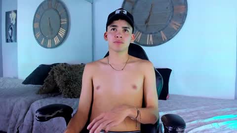 Mike 0233 online show from December 4, 2024, 4:10 am