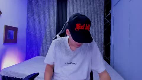 Mike 0233 online show from November 25, 2025, 6:02 am