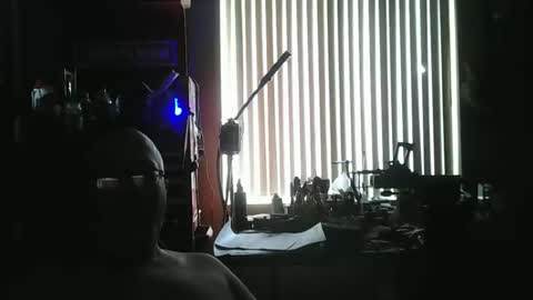 mike_allen4 online show from April 13, 2026, 8:03 pm