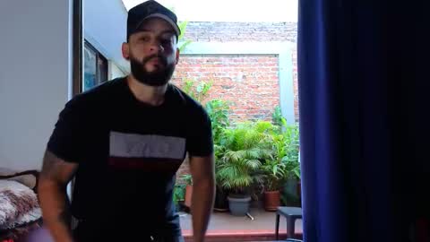 Mike online show from December 17, 2025, 12:33 pm