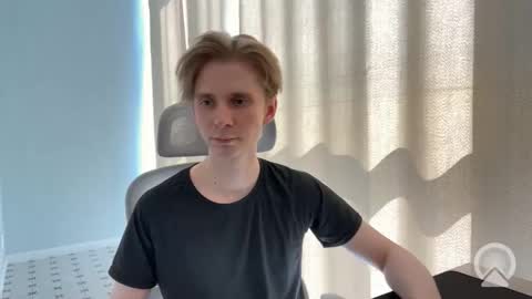 Snapshot of mike_wazowski_321 chatting on May 25, 2026, 12:44 pm Mike Wazowski online show from May 25, 2026, 12:44 pm