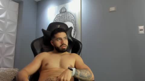 Mike Blare online show from January 3, 2025, 1:16 am