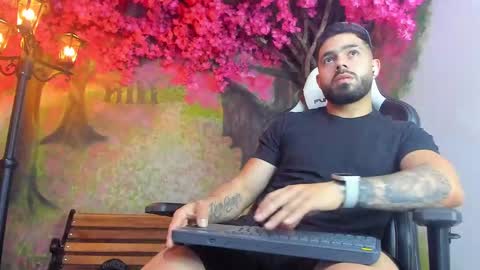 Mike Blare online show from January 21, 2025, 1:18 am