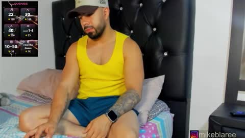 Snapshot of mikeblaree chatting on February 2, 2026, 1:26 am mikeblaree online show from February 2, 2026, 1:26 am