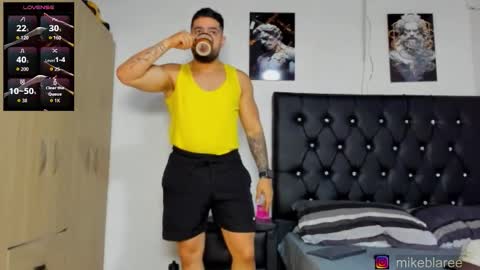 Snapshot of mikeblaree chatting on February 11, 2026, 7:30 pm mikeblaree online show from February 11, 2026, 7:30 pm