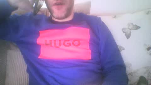 Snapshot of mikehockishuge9 chatting on February 2, 2025, 10:35 am mikehockishuge9 online show from February 2, 2025, 10:35 am