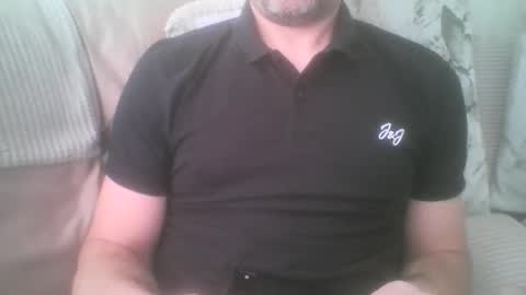 Snapshot of mikehockishuge9 chatting on September 20, 2025, 9:43 am mikehockishuge9 online show from September 20, 2025, 9:43 am