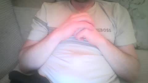 Snapshot of mikehockishuge9 chatting on February 1, 2026, 1:26 am mikehockishuge9 online show from February 1, 2026, 1:26 am