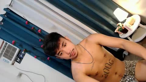 Snapshot of mikel_masterbater chatting on March 25, 2026, 2:45 pm mikel_masterbater online show from March 25, 2026, 2:45 pm