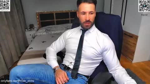 Mike    online show from January 5, 2026, 8:45 pm