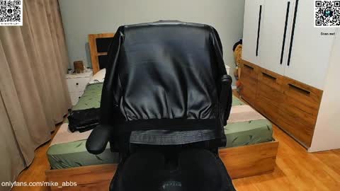 Mike    online show from April 6, 2026, 9:49 pm