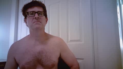 Snapshot of mikewulds chatting on December 6, 2024, 1:29 am Mike online show from December 6, 2024, 1:29 am
