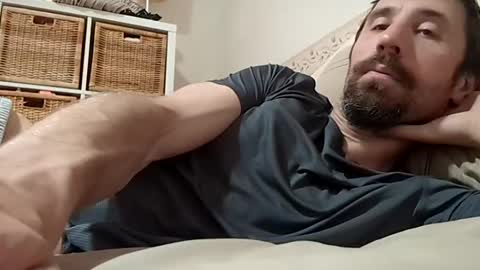 Snapshot of mikeyboy6666 chatting on December 21, 2024, 3:14 am Mikey Boy online show from December 21, 2024, 3:14 am