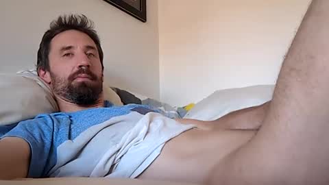 Snapshot of mikeyboy6666 chatting on January 17, 2025, 5:53 am Mikey Boy online show from January 17, 2025, 5:53 am