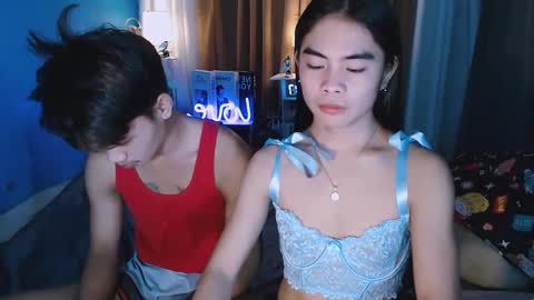 Snapshot of mikhayla_and_zeus_room chatting on December 2, 2024, 3:37 am Mikhayla and Zeus online show from December 2, 2024, 3:37 am