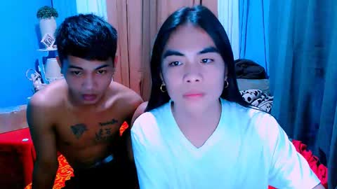 Snapshot of mikhayla_and_zeus_room chatting on February 15, 2025, 2:04 am Mikhayla and Zeus online show from February 15, 2025, 2:04 am