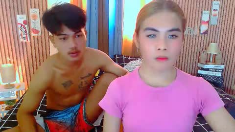 Snapshot of mikhayla_and_zeus_room chatting on October 23, 2025, 5:07 am Mikhayla and Zeus online show from October 23, 2025, 5:07 am