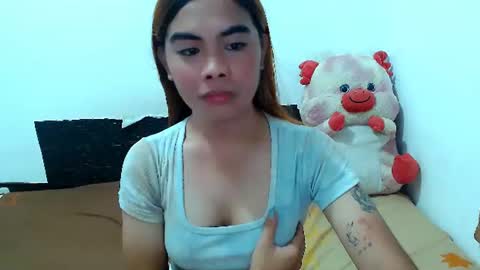Mikhayla online show from June 9, 2026, 2:01 am