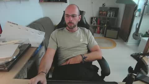 mikmik91 online show from June 2, 2026, 2:41 pm