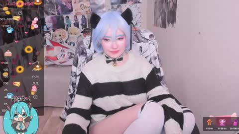 Snapshot of miku_bunny chatting on December 2, 2024, 2:42 am Miku online show from December 2, 2024, 2:42 am