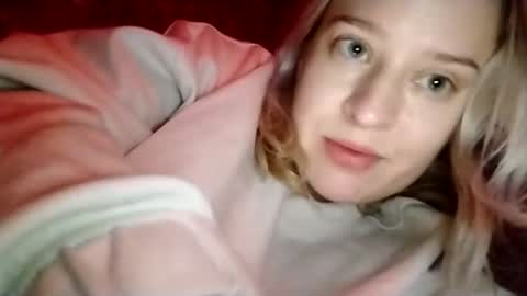 Snapshot of mila_420 chatting on February 4, 2026, 12:16 am Mila 420 online show from February 4, 2026, 12:16 am