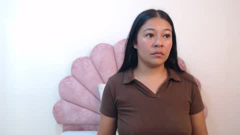 Snapshot of mila_adamss chatting on April 19, 2026, 6:10 pm mila_adamss online show from April 19, 2026, 6:10 pm