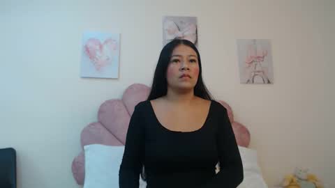 Snapshot of mila_adamss chatting on April 27, 2026, 11:08 am mila_adamss online show from April 27, 2026, 11:08 am