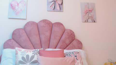 Snapshot of mila_adamss chatting on May 24, 2026, 10:31 am mila_adamss online show from May 24, 2026, 10:31 am
