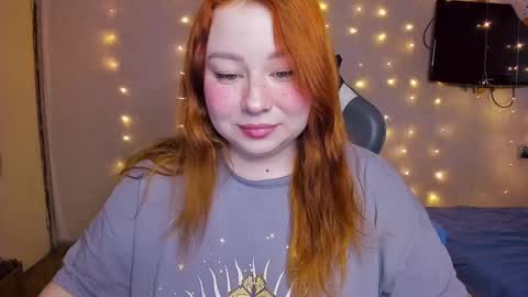 Snapshot of mila_foxxxy chatting on January 19, 2025, 7:25 am Mila shy sensual person  online show from January 19, 2025, 7:25 am