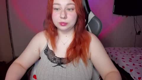 Snapshot of mila_foxxxy chatting on March 10, 2025, 2:48 pm Mila shy sensual person  online show from March 10, 2025, 2:48 pm