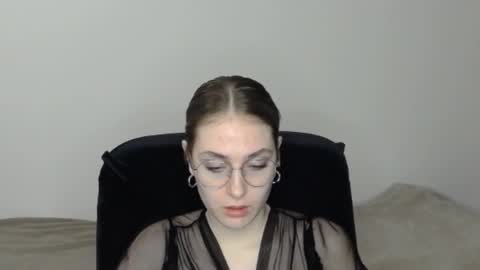 mila_keyy online show from February 26, 2026, 8:19 pm