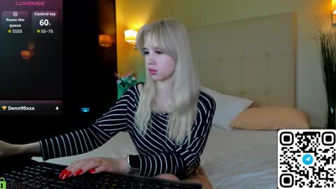 mila_kinor online show from February 23, 2026, 2:53 am