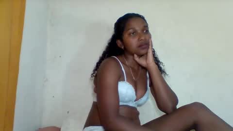 mila_lunah online show from March 26, 2026, 6:57 pm