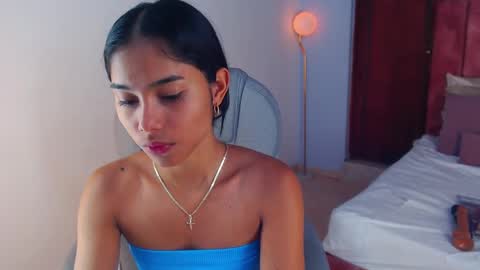 Snapshot of milaa_star chatting on September 23, 2025, 4:04 am milaa_star online show from September 23, 2025, 4:04 am