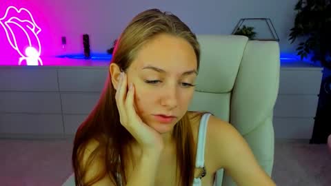 Milla online show from October 21, 2025, 5:41 am