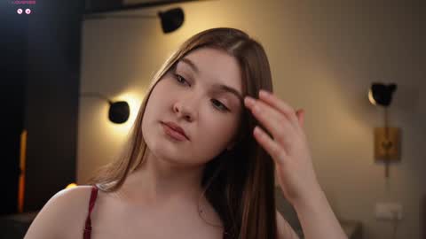 milablum online show from December 18, 2024, 5:31 pm