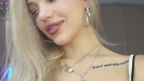 Mila and u can call me sweet bunny online show from February 5, 2026, 10:31 am