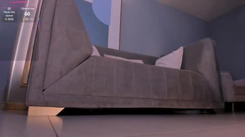 Mila online show from December 20, 2025, 4:30 am