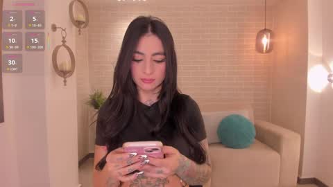 Mila  online show from May 14, 2026, 11:39 am