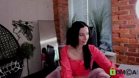 Milana online show from May 19, 2026, 3:40 pm